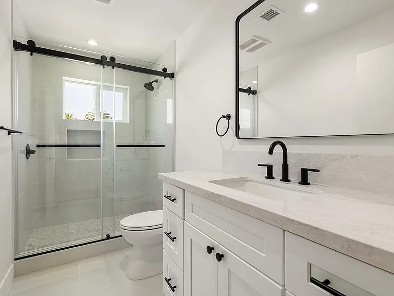 5351 Virginia Ave — Photo 16