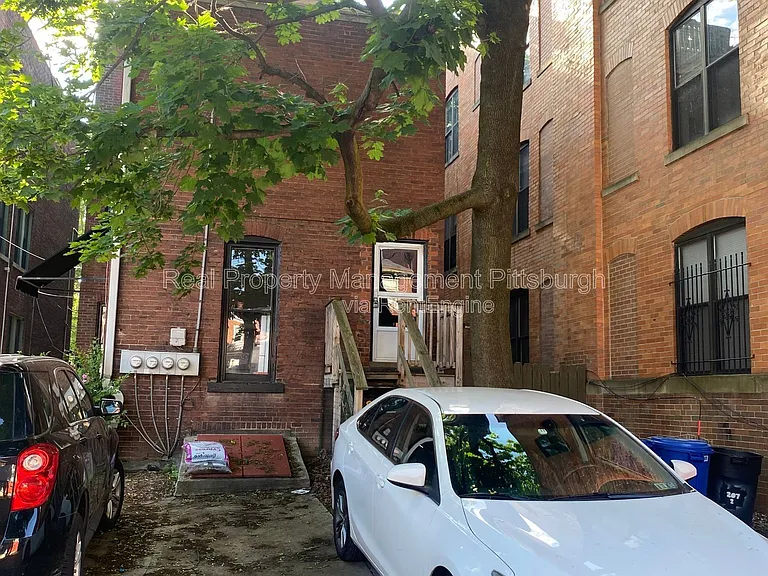 207 S Millvale Ave #1 — Photo 32