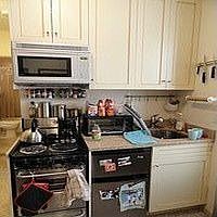 5th image of 520 E 11th St APT 11