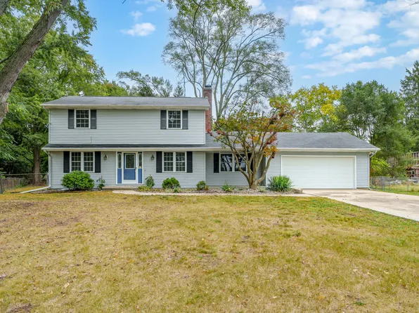 8232 Gull Mnr, Richland, MI 49083