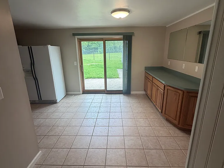 6501 Stonehurst Dr — Photo 10