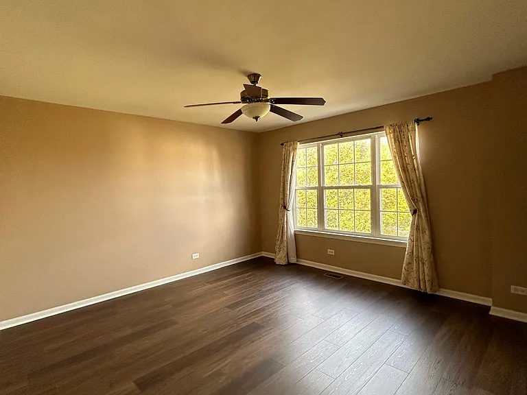 24427 John Adams Dr — Photo 17
