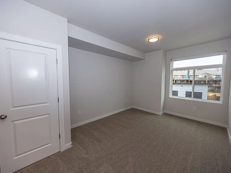 1901 E 11th St #202 — Photo 14