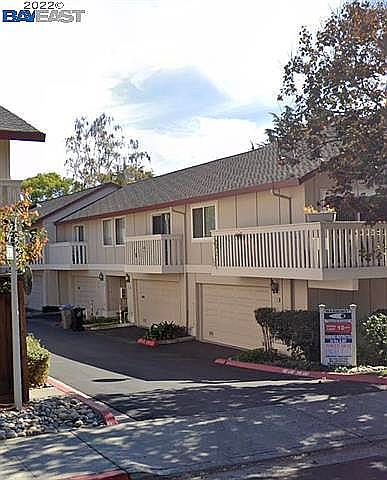 1st image of 1474 Golden Meadow Sq