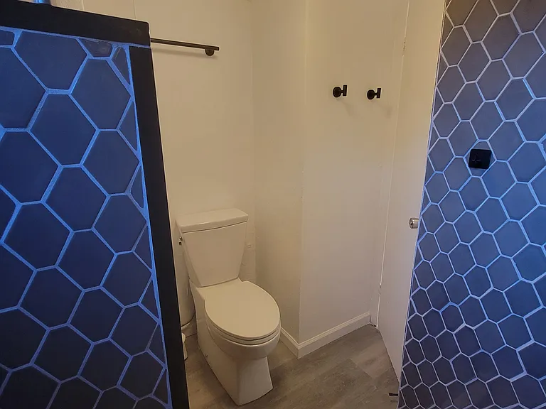 465 Colorado Blvd #5 — Photo 5