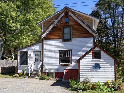 8 North St, Charlemont, MA, 01339