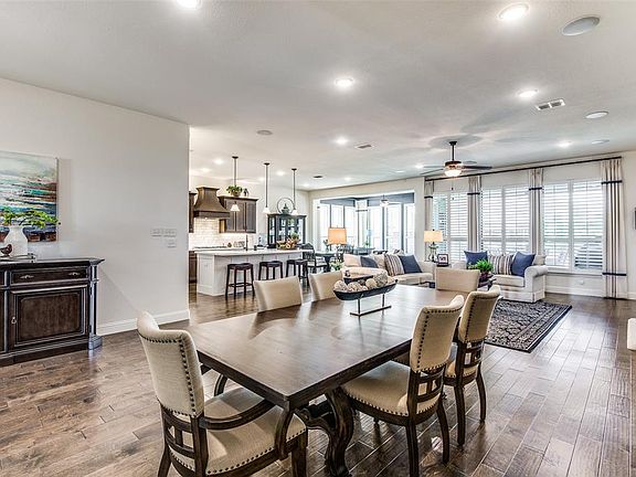 4th image of 3009 Barefoot Ln