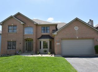 2485 Holland Ct, Aurora, IL 60503