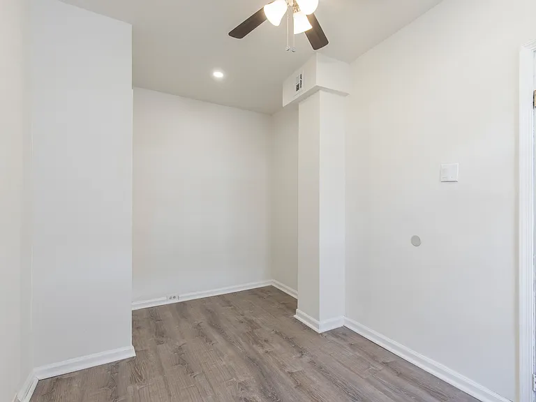 741 S Darien St — Photo 12