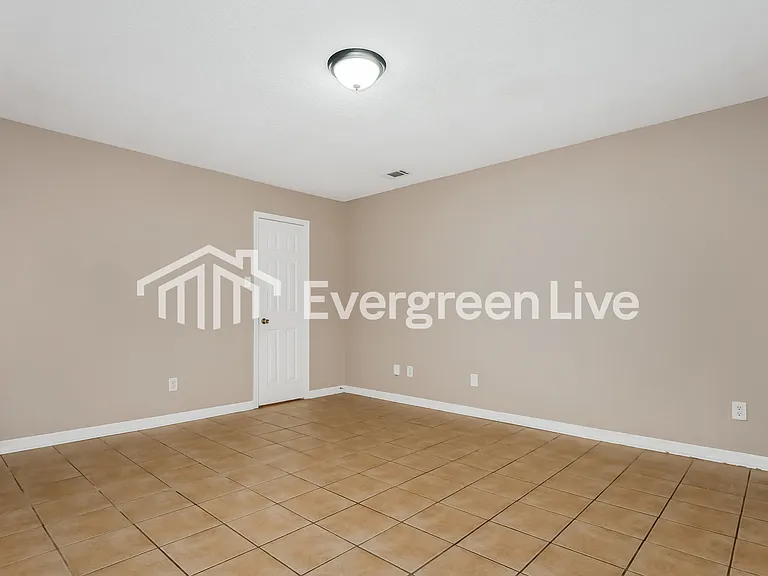 8260 Cedar Chest Dr — Photo 9