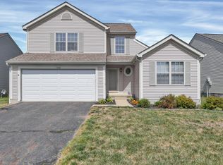 7370 Oliver Winchester Dr, Canal Winchester, OH 43110