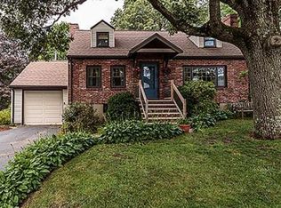 78 Stowecroft Rd, Arlington, MA 02474