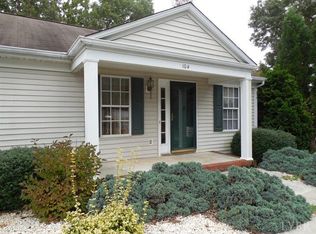 104 Royal Garden Ct, Madison Heights, VA 24572