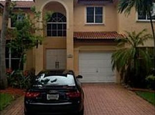 225 Sable Palm Way, Davie, FL 33325