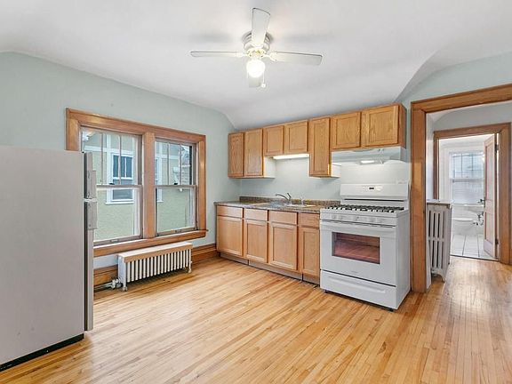 4th image of 4051 Pleasant Ave #2