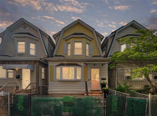 10213 85th Ave, Richmond Hill, NY 11418