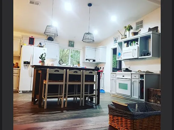 4850 Upper River Rd, Grants Pass, OR 97526