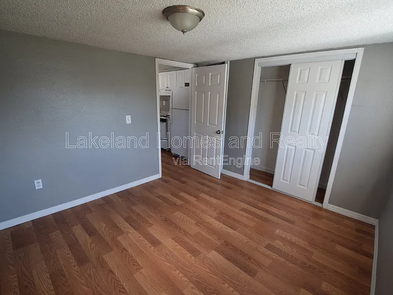 1060 E Wabash St #2 — Photo 11
