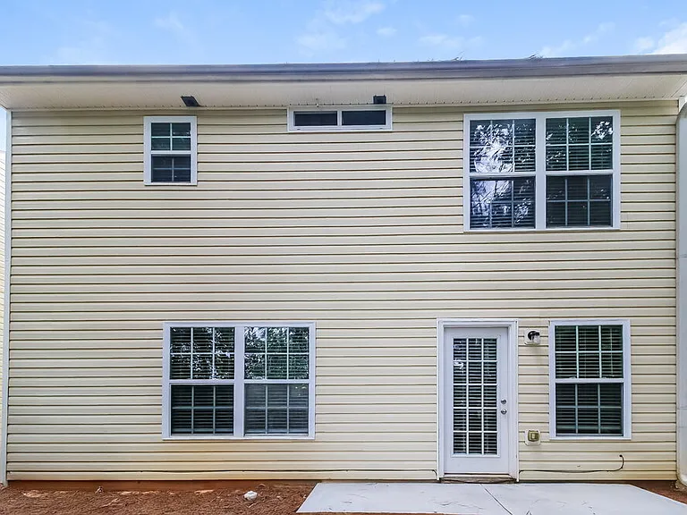 229 Lossie Ln — Photo 16