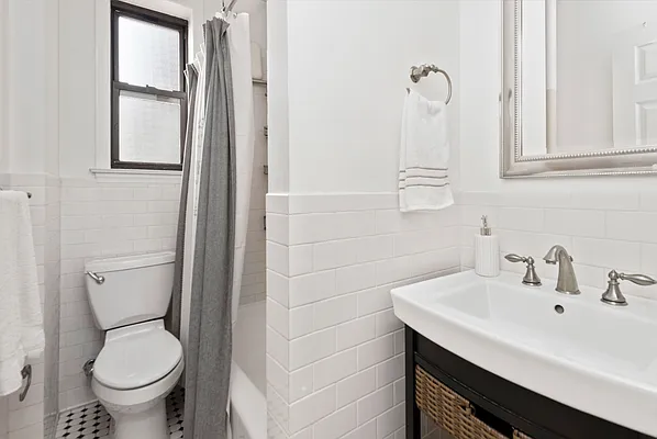 Rented by Keller Williams NYC | media 7
