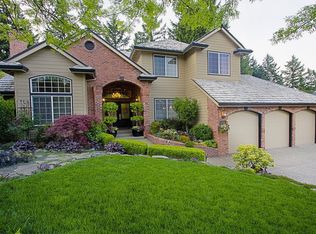 15985 SW Falcon Dr, Beaverton, OR 97007