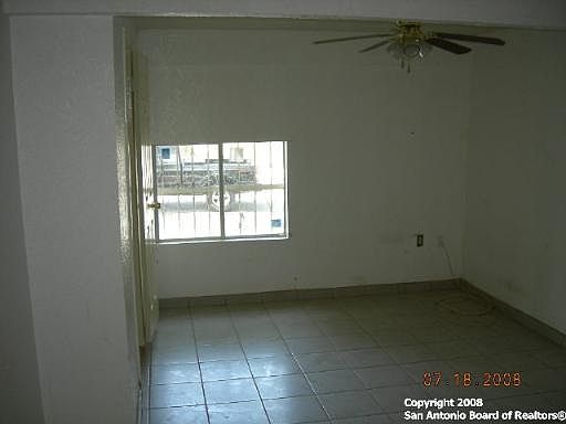 4th image of 5515 LITTLE CREEK DR