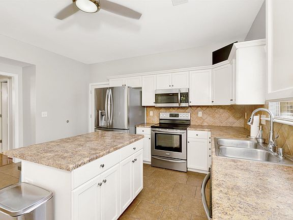 5th image of 1245 Mountain Ln