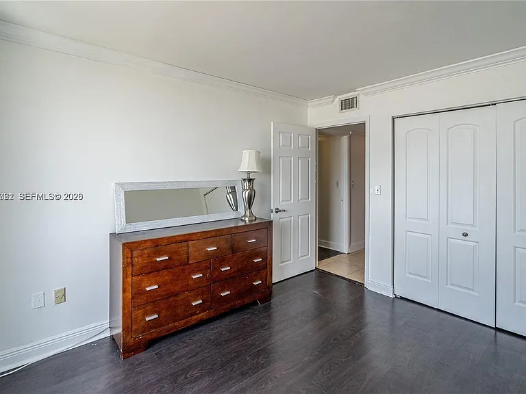 7300 Wayne Ave #401 — Photo 14