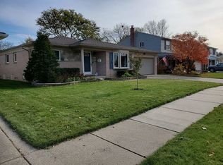 14442 Auburndale St, Livonia, MI 48154