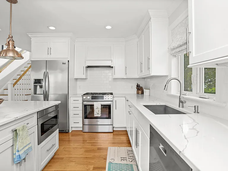 25 Penfield Pl — Photo 4