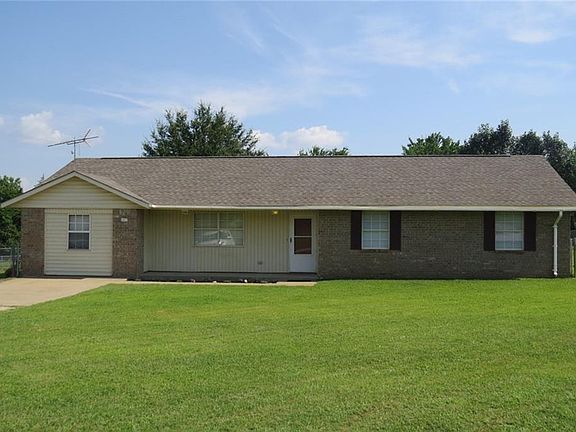 3rd image of 341283 E Country Meadows Dr