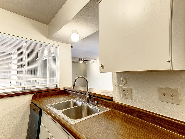 5150 Amesbury Dr #224 — Photo 11