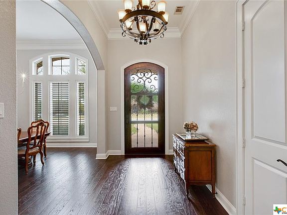 3rd image of 297 Eagle Landing Dr
