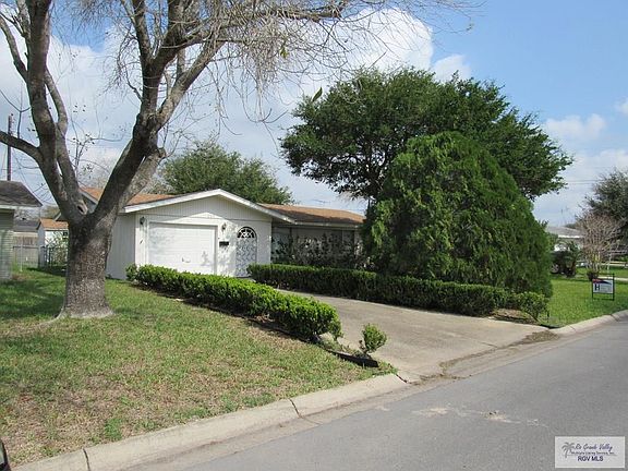 2nd image of 205 E Barbara St