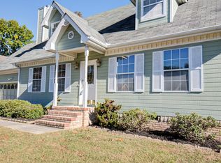 155 Willow Creek Dr, Soddy Daisy, TN 37379