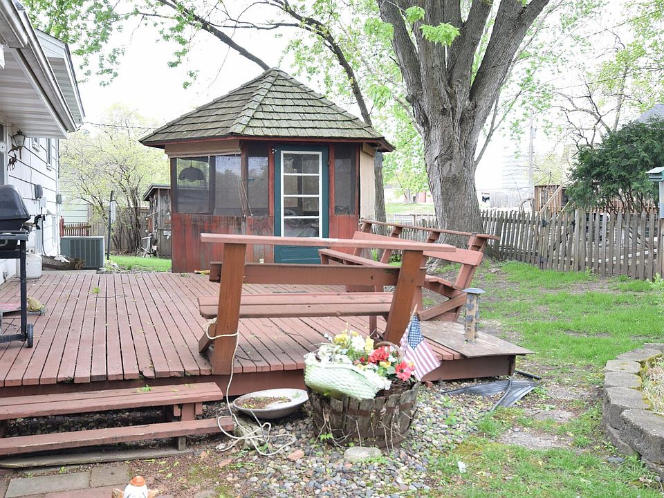 2nd image of 8236 Quinn Rd