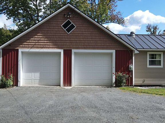 4th image of 808 Whitcomb Hill Road