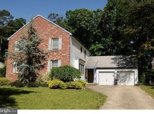 4 Carrie Ct, Sicklerville, NJ 08081