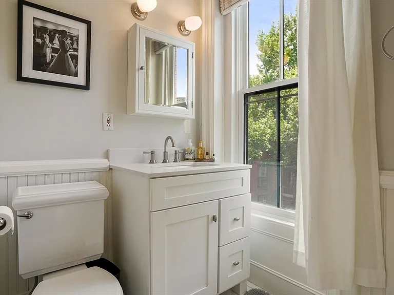 99 Pembroke St #2 — Photo 11