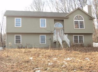 279 Spruce Rd, Middletown, NY 10940