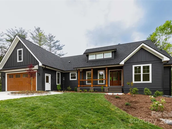 111 Laura Trce, Hendersonville, NC 28792