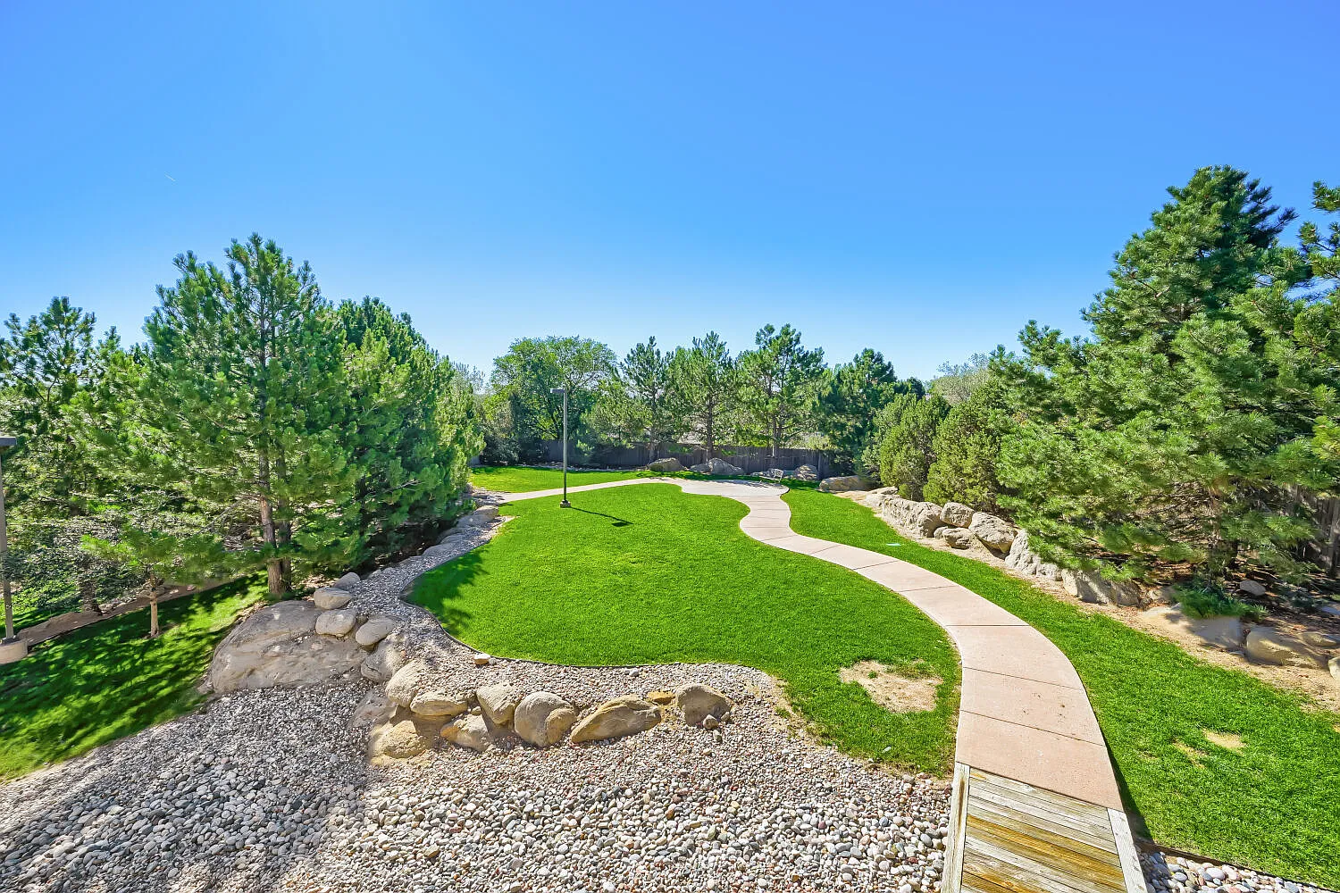 3060 Mandalay Grove - 7 — Photo 3