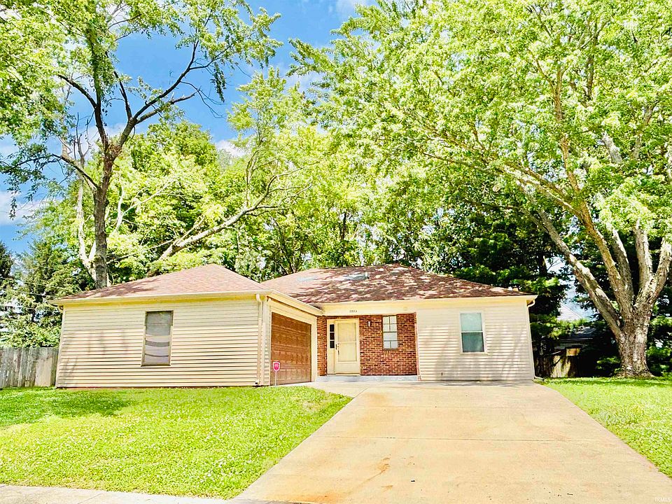 1st image of 3009 Roanoke Cir