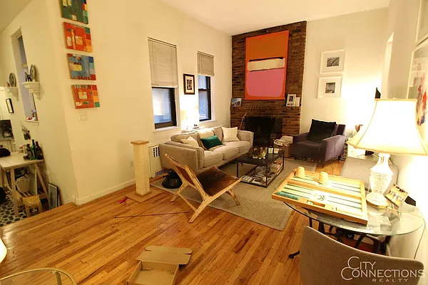 Rented by City Connections Realty | media 12