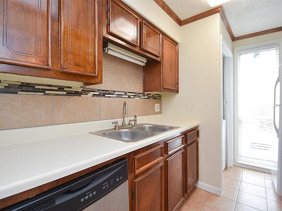 5th image of 215 Post Office St APT 404