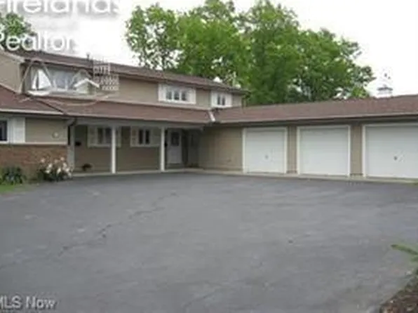 517 Liberty Dr APT B, Huron, OH 44839