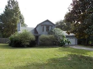 1079 Seven Hills Dr, Mobile, AL 36695