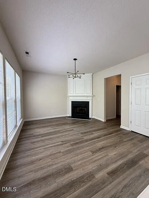 3 bed, 2.5 bath, 1632 sqft, $2,150 — Photo 4