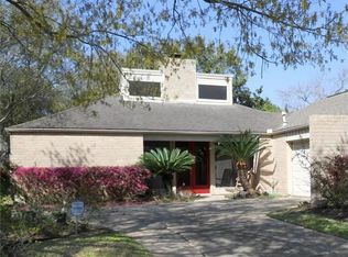1802 Cherry Bend Dr, Houston, TX 77077