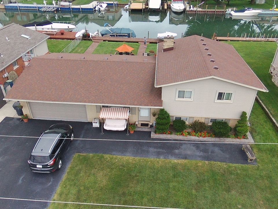 1st image of 38886 Venetian Dr